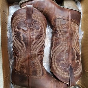 Ariat Lively boots 7.5 sassy brown